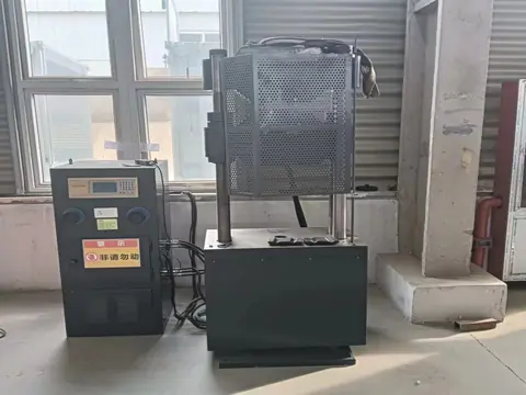 Digital Universal Testing Machine