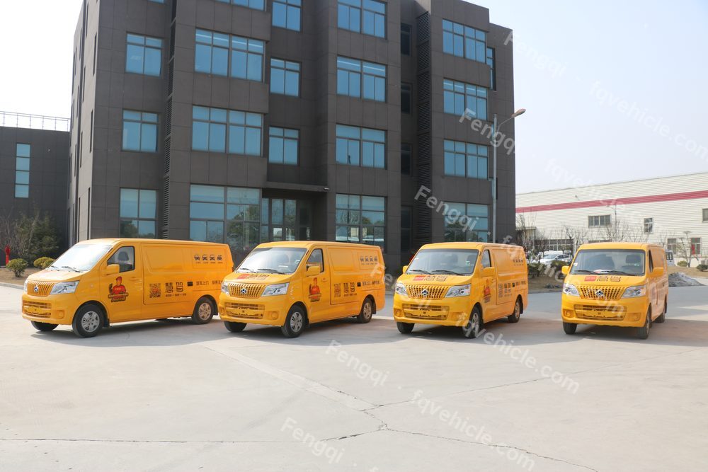 Mobile Tire-Service Vehicle