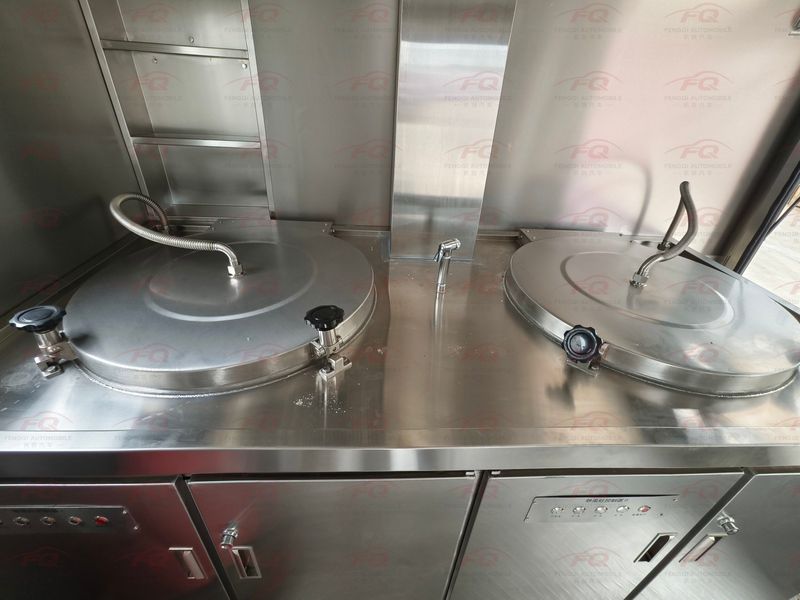 IVECO 2045 4WD Field Kitchen Truck | Off-Grid Mobile Catering Vehicle