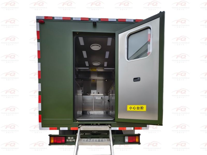 IVECO 2045 4WD Field Kitchen Truck | Off-Grid Mobile Catering Vehicle