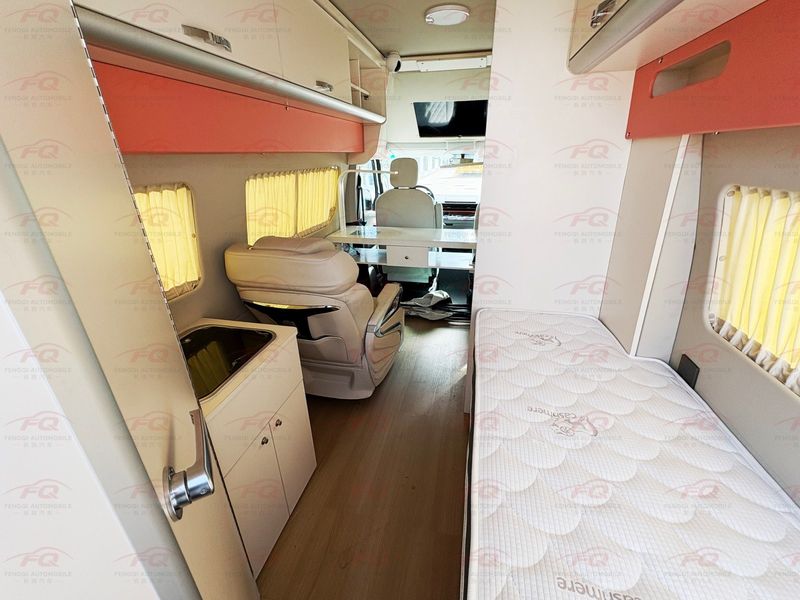 Geely Super VAN Electric Beauty Vehicle | Mobile Nail Salon & Spa