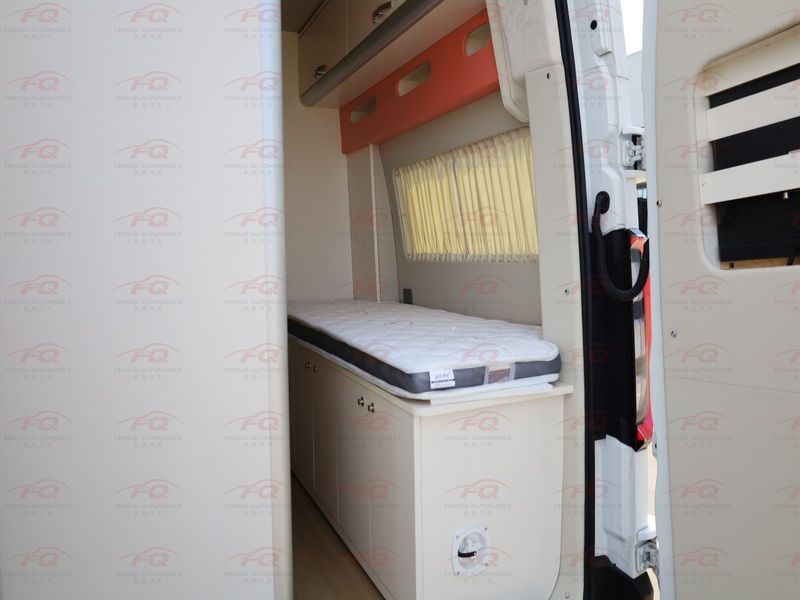 Geely Super VAN Electric Beauty Vehicle | Mobile Nail Salon & Spa
