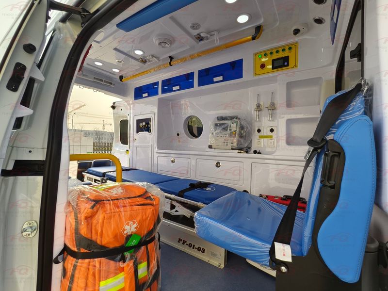 IVECO Juxing Light Diesel Ambulance | Patient Transport Emergency Vehicle