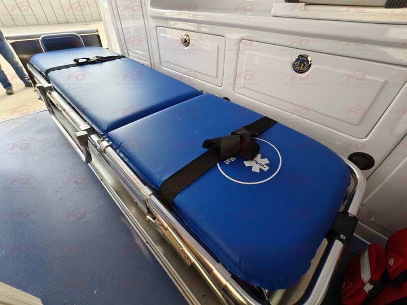 IVECO Juxing Light Diesel Ambulance | Patient Transport Emergency Vehicle
