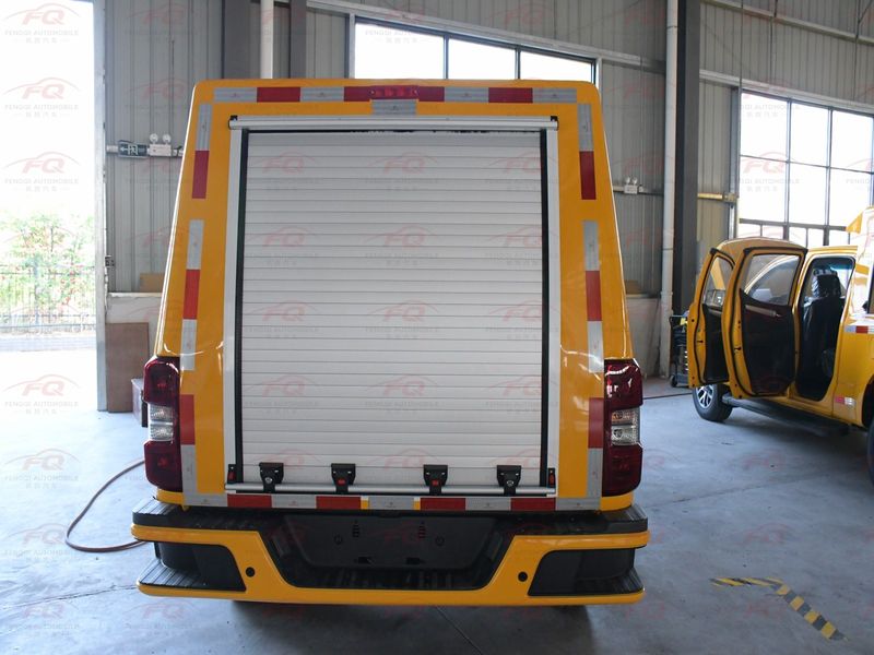 Qingling Isuzu 4x4 Pickup Emergency Rescue Vehicle | 3.3t Lightweight Drainage & Breaching Truck